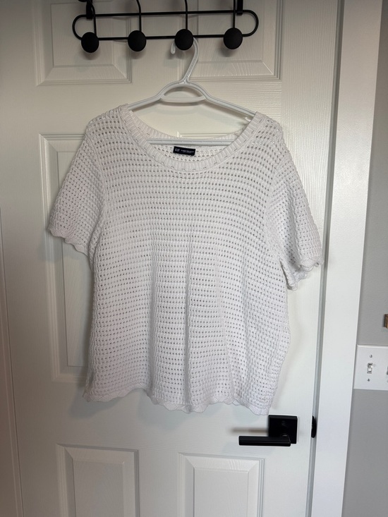 GAP Tops - GAP White Open-Knit Short Sleeve Top